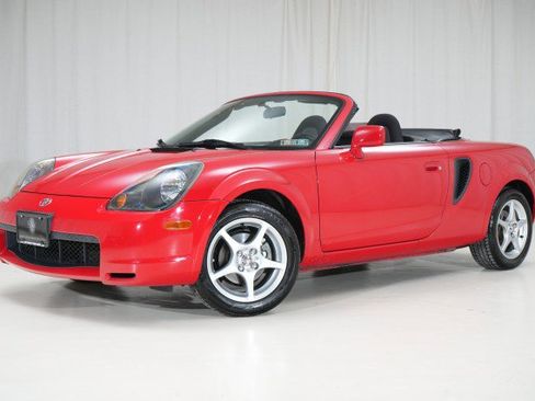 Used 2001 Toyota MR2 image 1