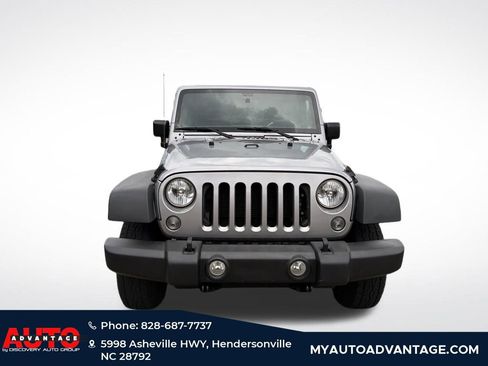 Used 2017 Jeep Wrangler Sport w/ Connectivity Group image 8