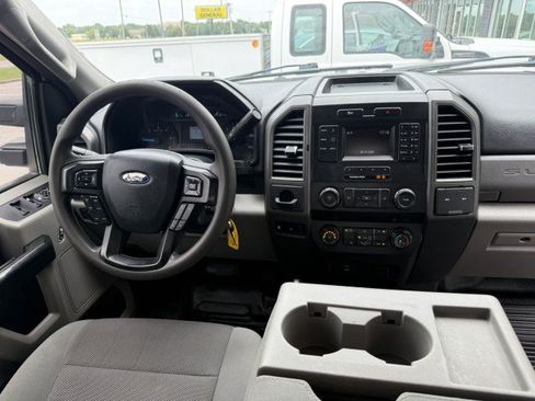 Used 2019 Ford F550 4x4 Crew Cab Super Duty image 7