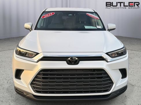Certified 2025 Toyota Grand Highlander AWD Hybrid image 9