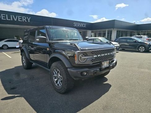 Used 2023 Ford Bronco Badlands AWD/4WD image 2