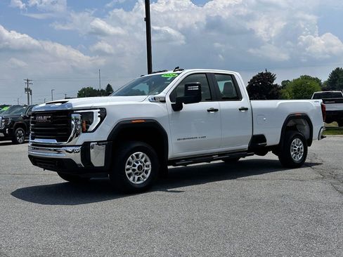 Used 2024 GMC Sierra 2500 Pro w/ 1SA Pro Safety Plus Package AWD/4WD image 2