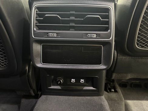 Used 2021 Audi SQ7 Premium Plus w/ Driver Assistance Package image 33