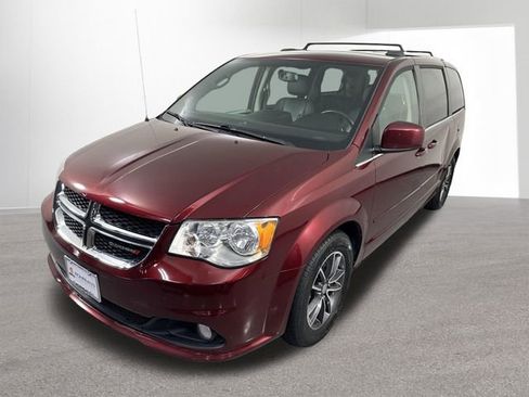 Used 2017 Dodge Grand Caravan SXT FWD image 24