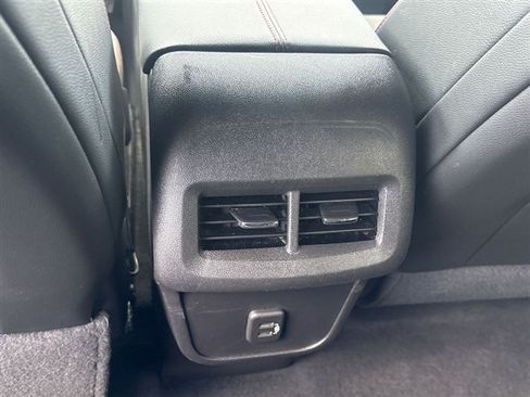Used 2024 Chevrolet Equinox RS w/ LPO, Floor Liner Package FWD image 20