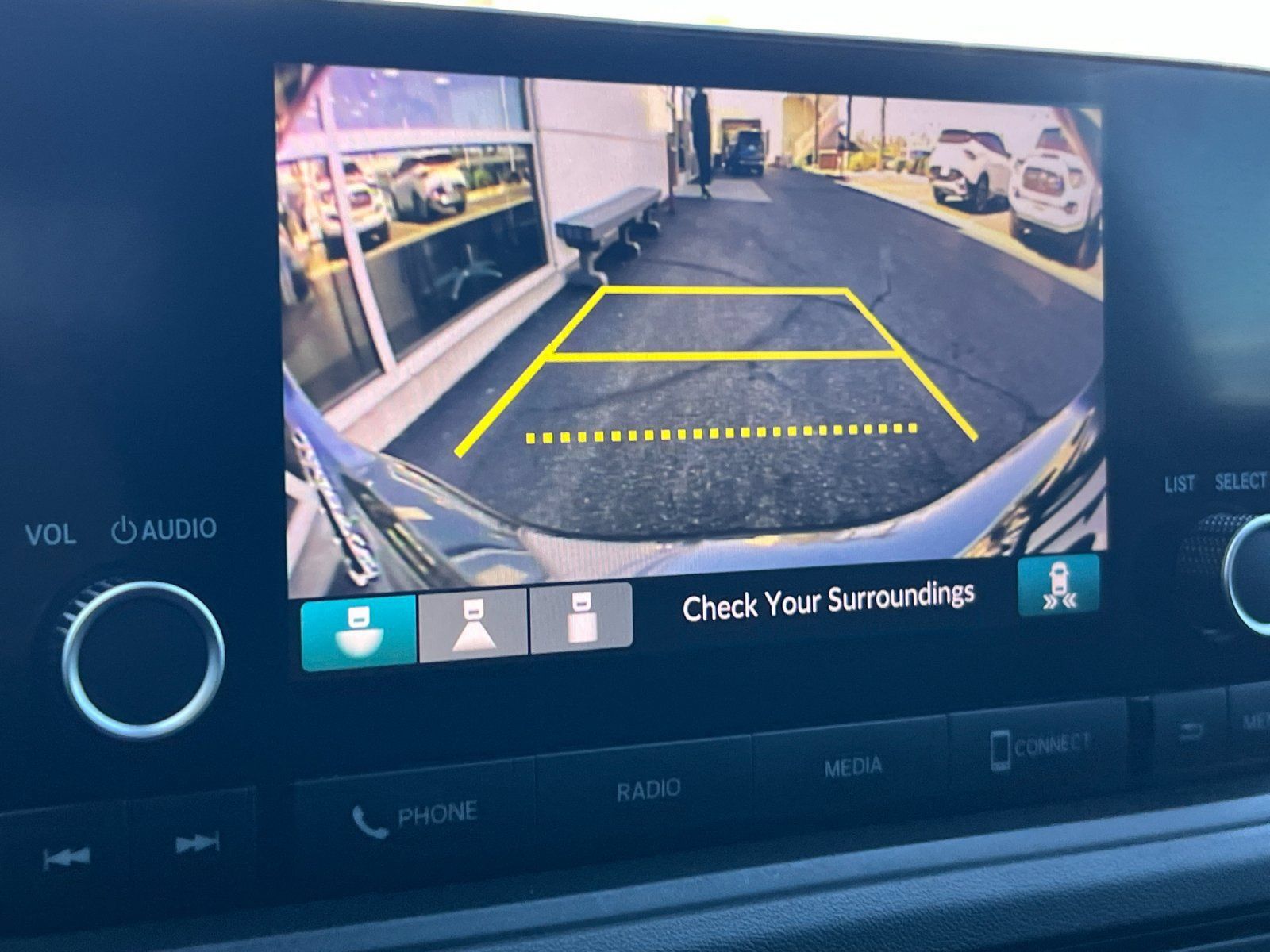 Used 2025 Honda Accord SE image 17