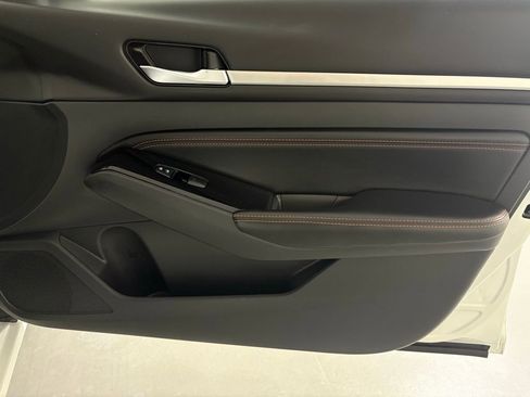 Used 2023 Nissan Altima 2.5 SR image 38