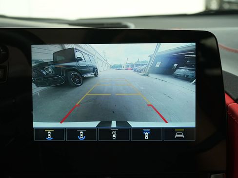 Used 2020 Chevrolet Corvette Stingray Preferred Cpe w/ 2LT Preferred Equipment Group RWD image 18
