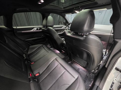 Used 2023 BMW i4 eDrive40 w/ M Sport Package image 40