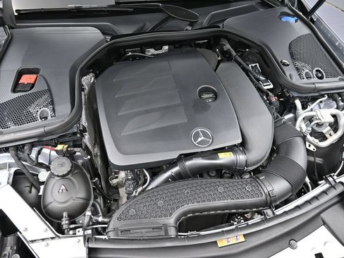 Used 2023 Mercedes-Benz E 350 4MATIC Sedan image 35
