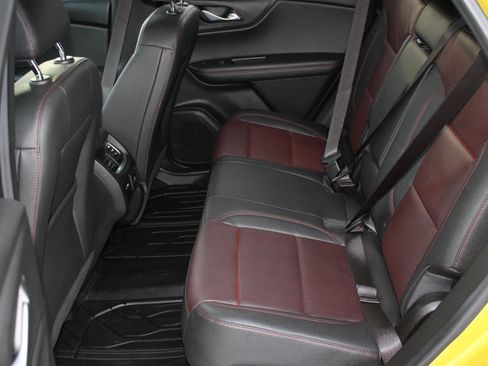 Used 2022 Chevrolet Blazer RS w/ Enhanced Convenience Package image 17