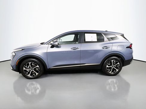 Used 2023 Kia Sportage EX image 9