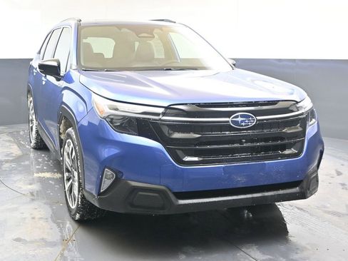 New 2025 Subaru Forester Touring image 8