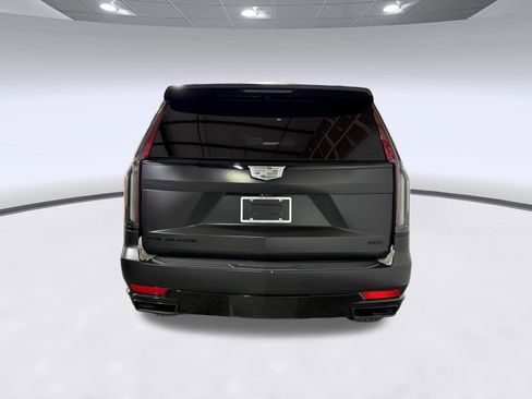 Used 2023 Cadillac Escalade Sport Platinum w/ LPO, ONYX Package RWD image 8