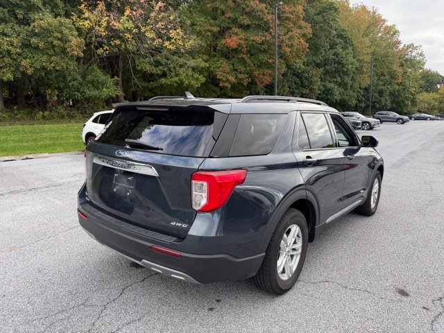 Used 2022 Ford Explorer XLT w/ Equipment Group 202A AWD/4WD image 5