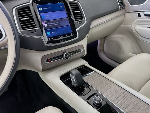 Used 2023 Volvo XC90 B6 Core w/ Protection Package Premier image 26