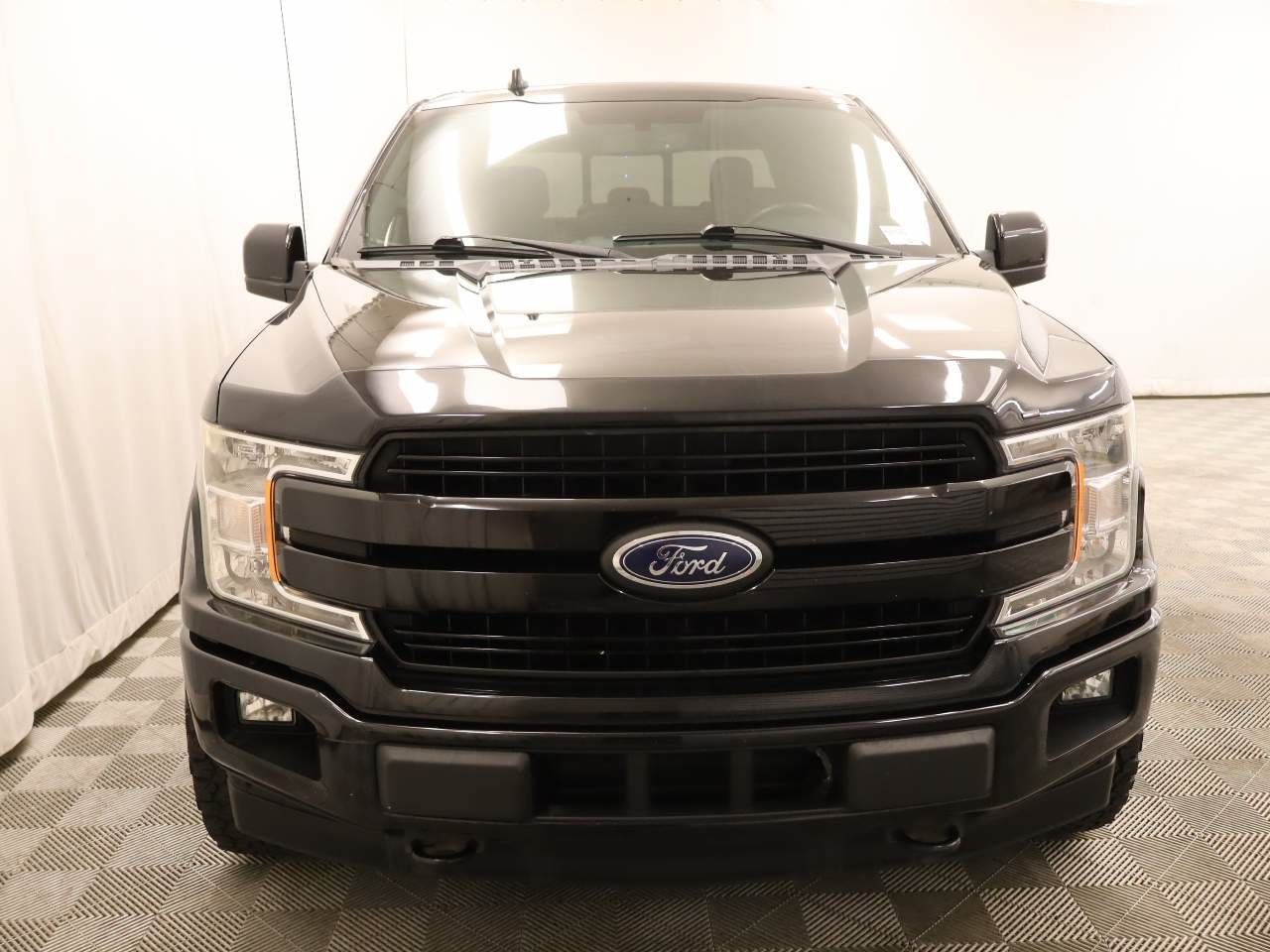 Used 2018 Ford F150 Lariat w/ Equipment Group 501A Mid AWD/4WD image 4