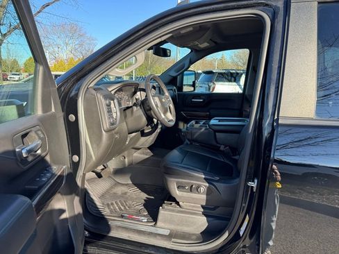 Used 2020 Chevrolet Silverado 2500 LT w/ Convenience Package image 11