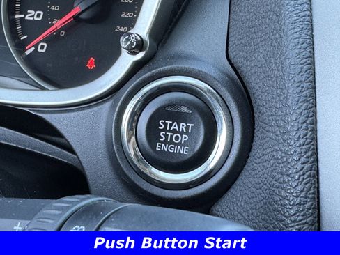 Used 2024 Mitsubishi Eclipse Cross SE image 10