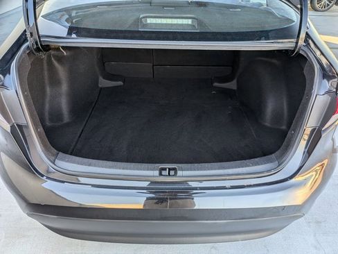 Used 2024 Toyota Corolla LE image 6