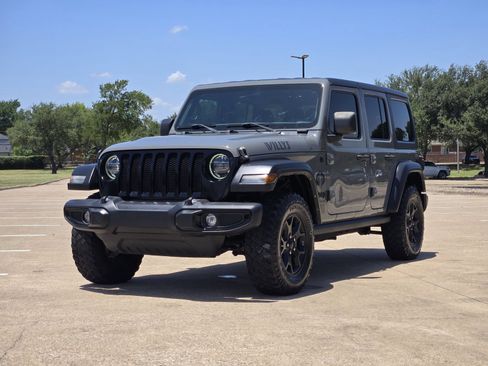 Used 2022 Jeep Wrangler Unlimited Sport AWD/4WD image 2