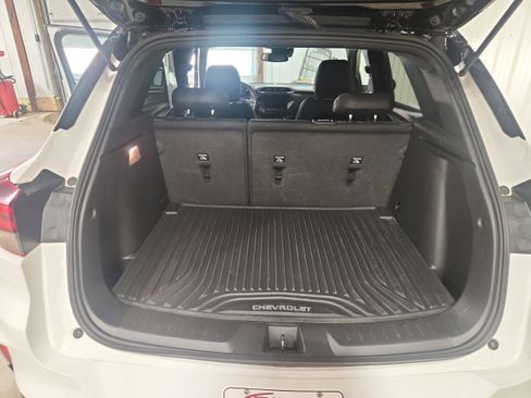 Used 2023 Chevrolet TrailBlazer RS w/ Convenience Package image 9