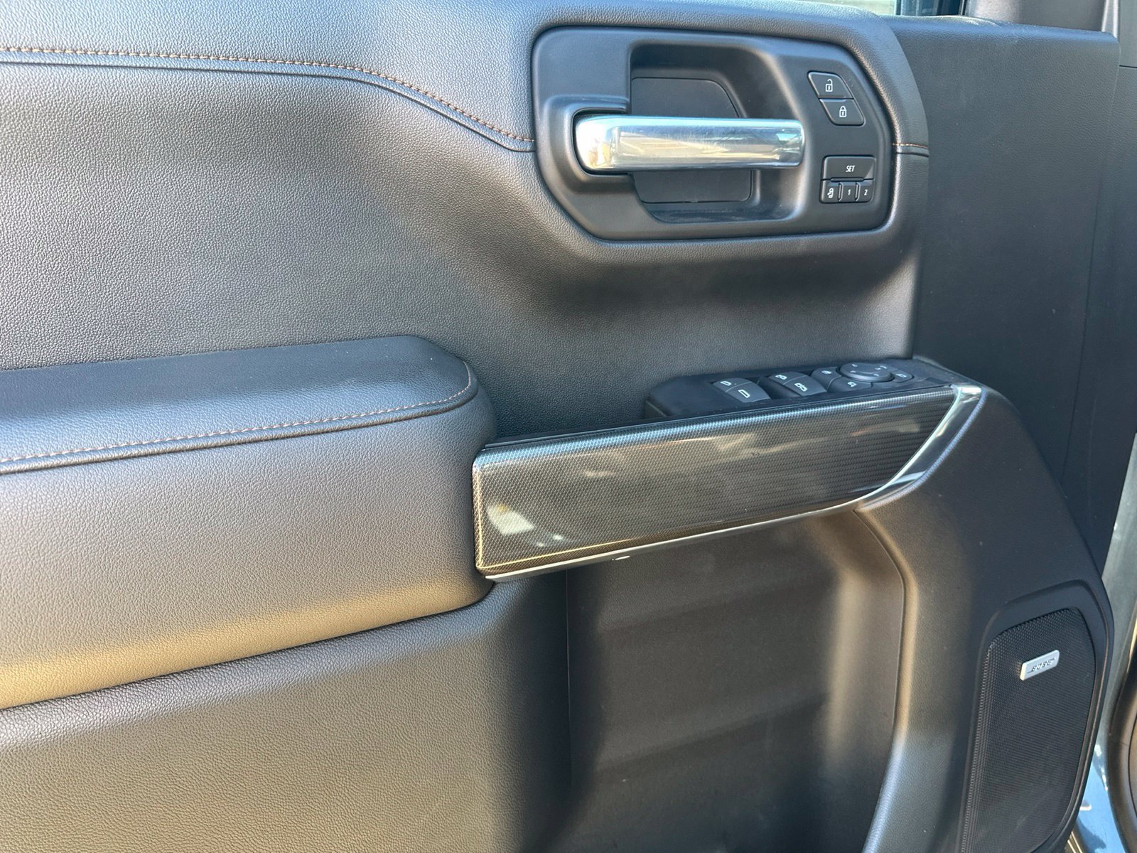 Used 2019 GMC Sierra 1500 AT4 w/ AT4 Premium Package AWD/4WD image 14