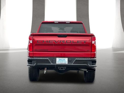 New 2026 Chevrolet Silverado 1500 LT Trail Boss w/ Dark Appearance Package AWD/4WD image 5