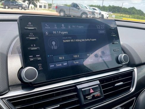 Used 2021 Honda Accord Sport image 24