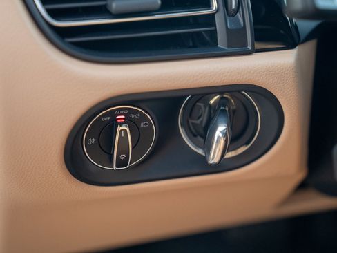 New 2026 Porsche Macan S image 14