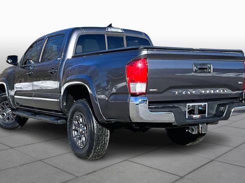 Used 2017 Toyota Tacoma SR5 w/ Tow Package image 12