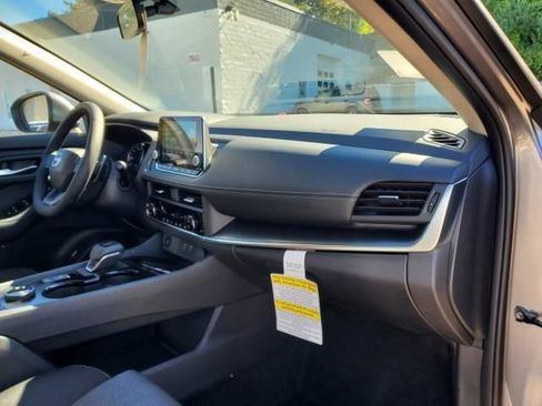 New 2026 Nissan Rogue SV image 12