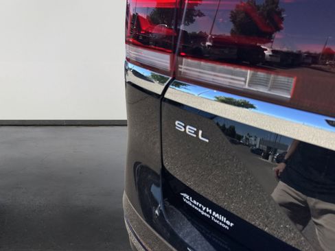 New 2026 Volkswagen Atlas SEL Premium R-Line AWD/4WD image 6