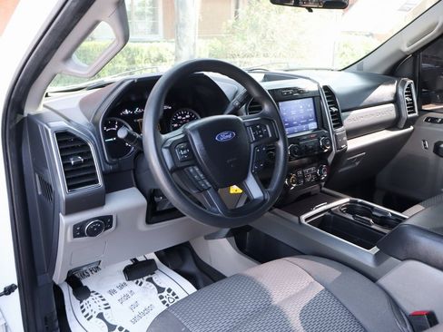 Used 2022 Ford F250 XLT w/ Black Appearance Package image 19