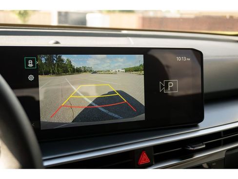Used 2025 Kia Sorento LX FWD image 25