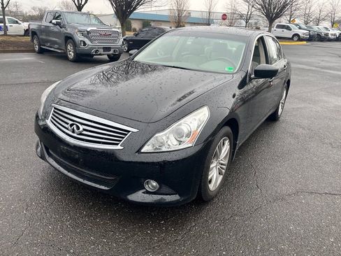 Used 2011 INFINITI G25 x w/ Moonroof Pkg image 3