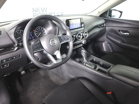 Certified 2023 Nissan Sentra S image 9