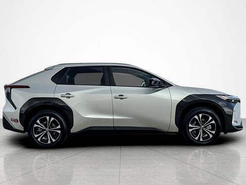 Certified 2023 Toyota bZ4X XLE image 6