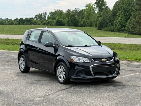 Used 2020 Chevrolet Sonic LT FWD image 1