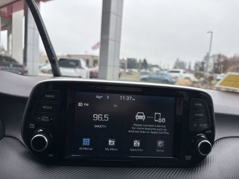 Used 2021 Hyundai Tucson SE image 15