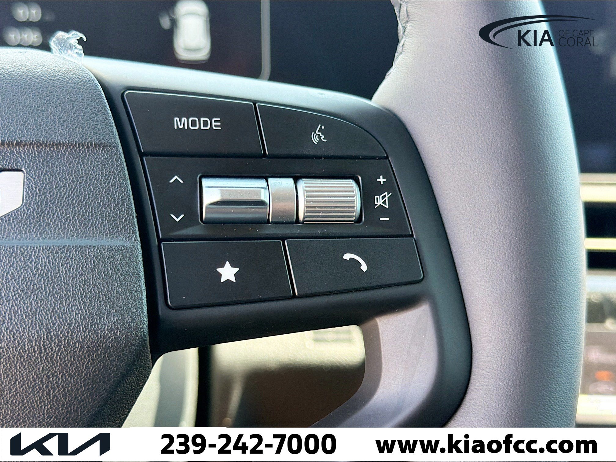 New 2026 Kia Sportage SX FWD image 37