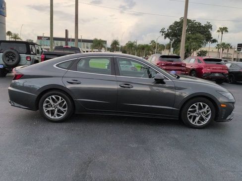 Certified 2023 Hyundai Sonata SEL w/ Preferred Accessory Package FWD image 3
