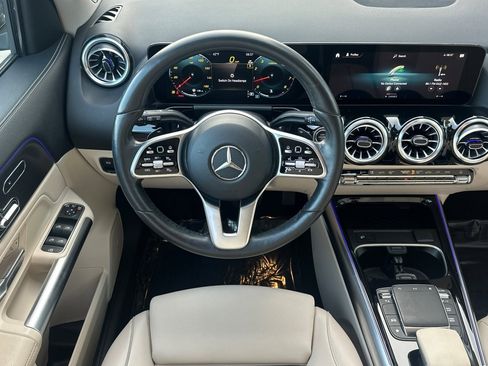 Used 2023 Mercedes-Benz GLA 250 4MATIC image 17