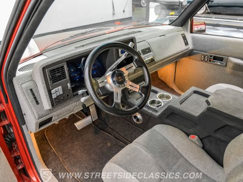 Used 1992 Chevrolet Silverado 1500 2WD Regular Cab image 4