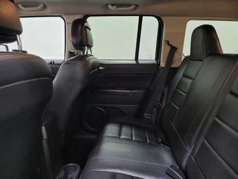 Used 2016 Jeep Patriot High Altitude AWD/4WD image 18