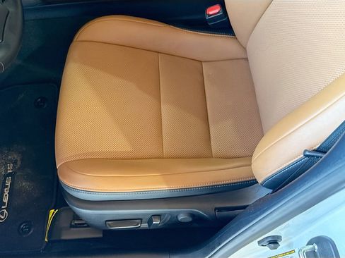 Used 2025 Lexus IS 300 w/ Premium Package RWD image 21