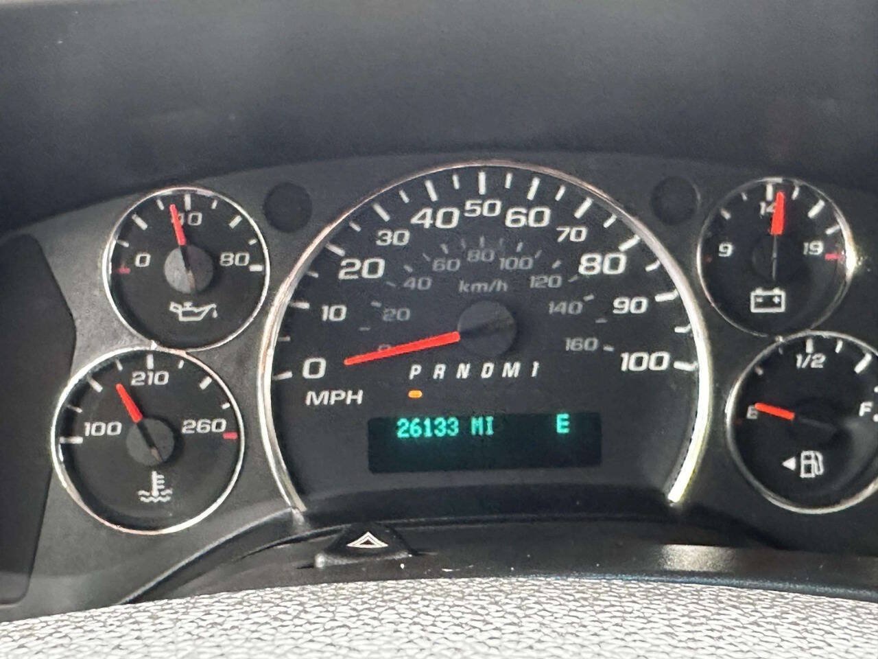Used 2014 Chevrolet Express 2500 RWD image 32