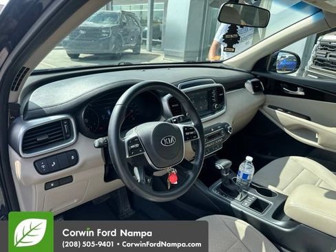 Used 2020 Kia Sorento LX w/ LX I4 Convenience Package AWD/4WD image 10