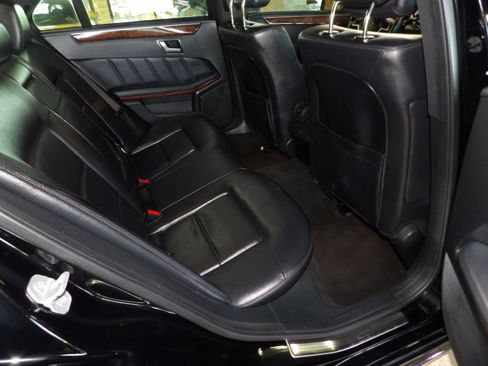 Used 2013 Mercedes-Benz E 350 Sedan image 13