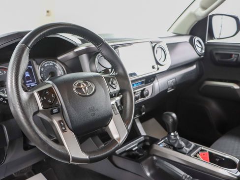 Used 2023 Toyota Tacoma 4x4 Double Cab image 24